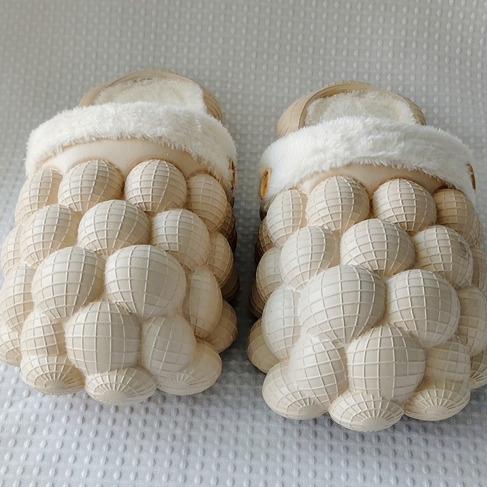 Unique Unisex Bubble Sole Slippers/Slides for men or women.